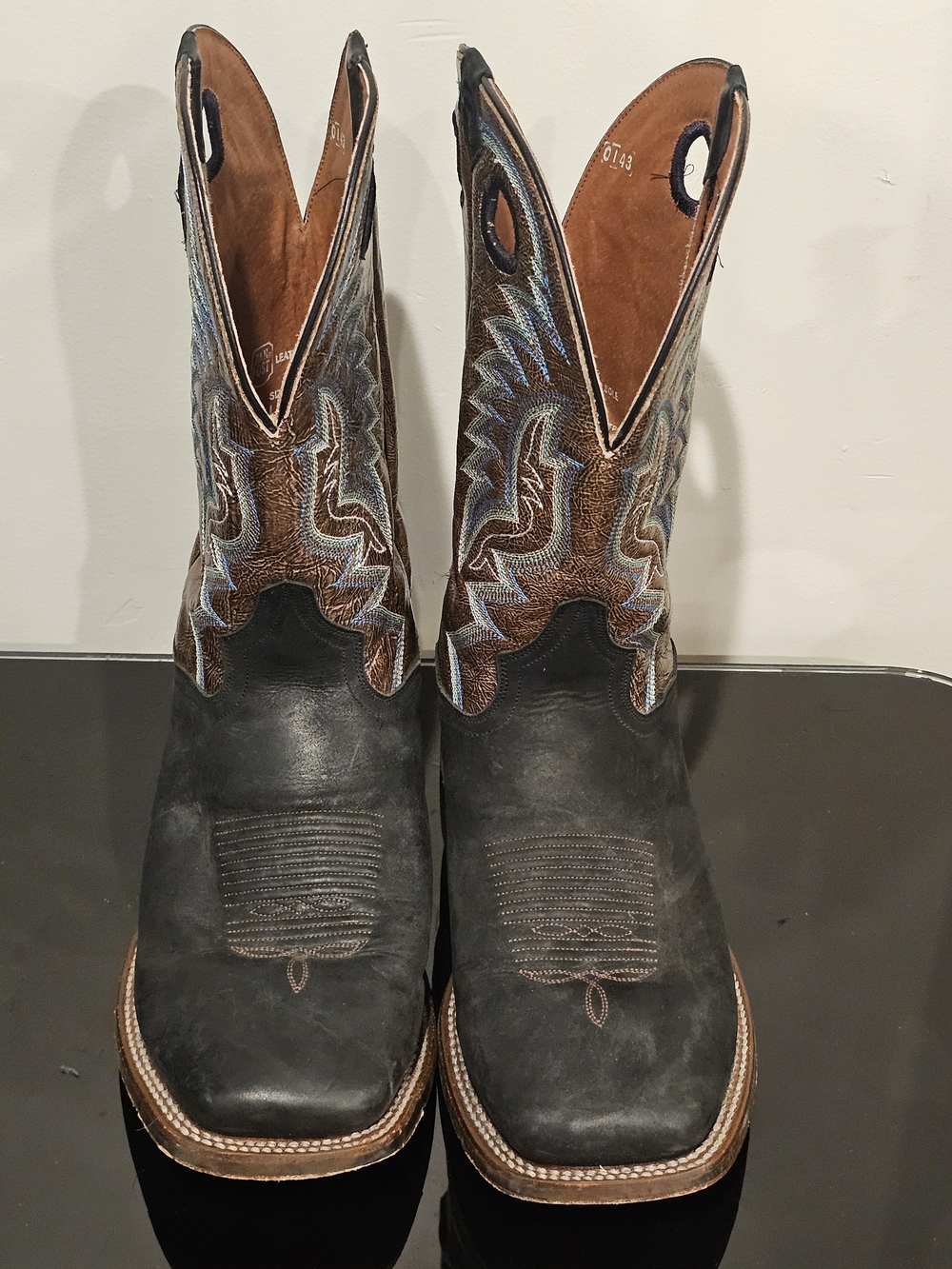 Dan Post Men's Deuce Western Boots
Cowboy Boots